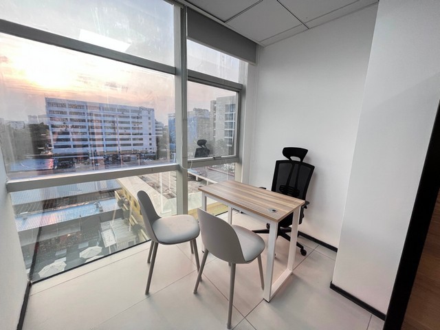 高新区节能阁楼天窗颜色